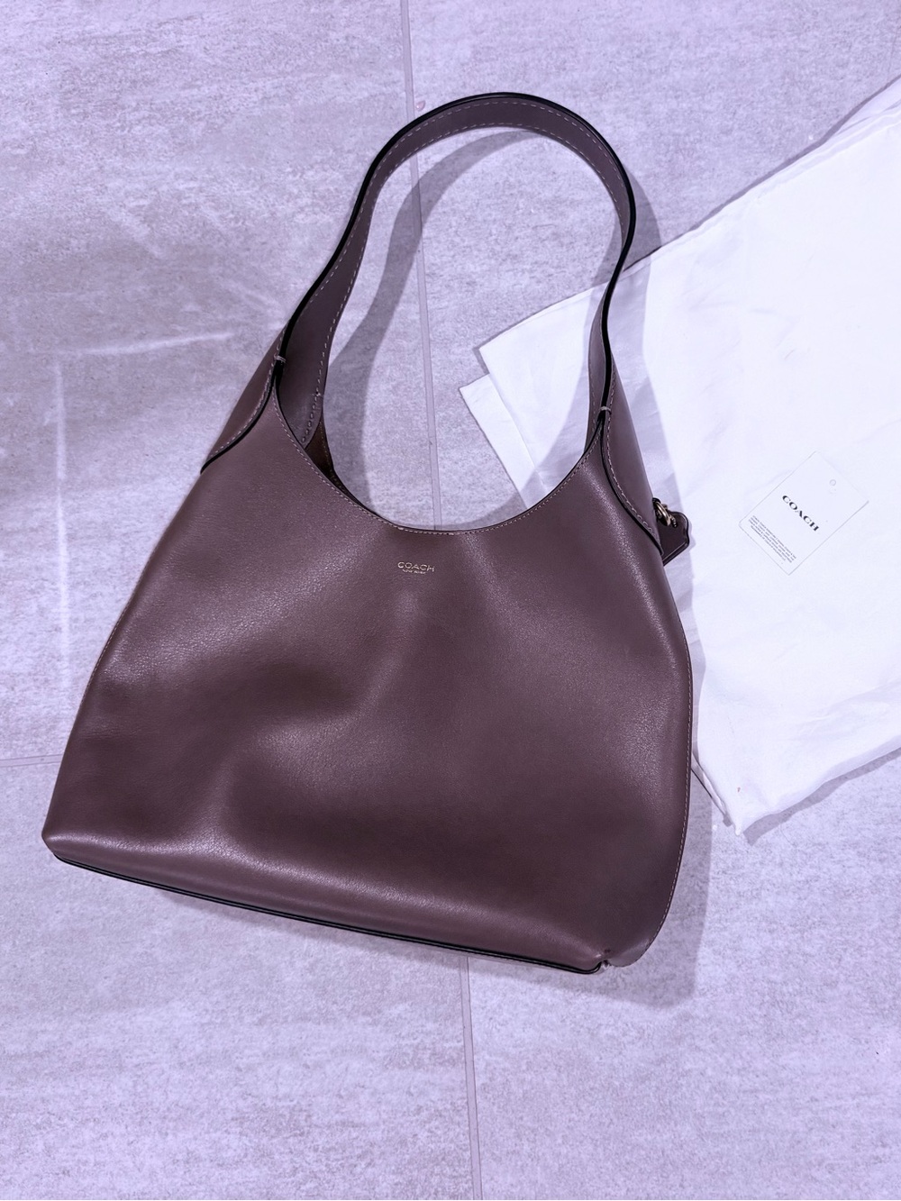 Coach Brooklyn 28 “ dark stone”